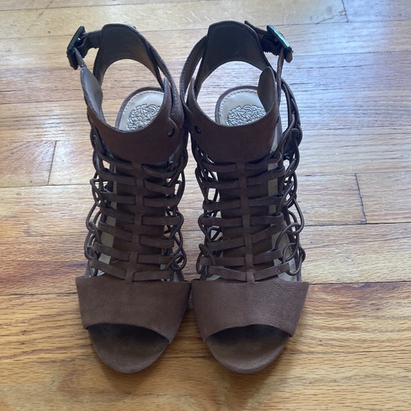 Vince Camuto Heels - Picture 2 of 9